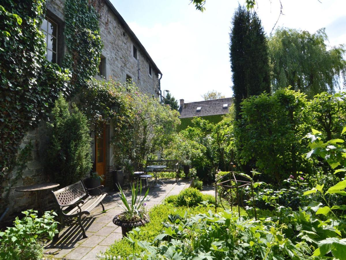Enchanting Cottage With Terrace Garden Hamoir Eksteriør bilde